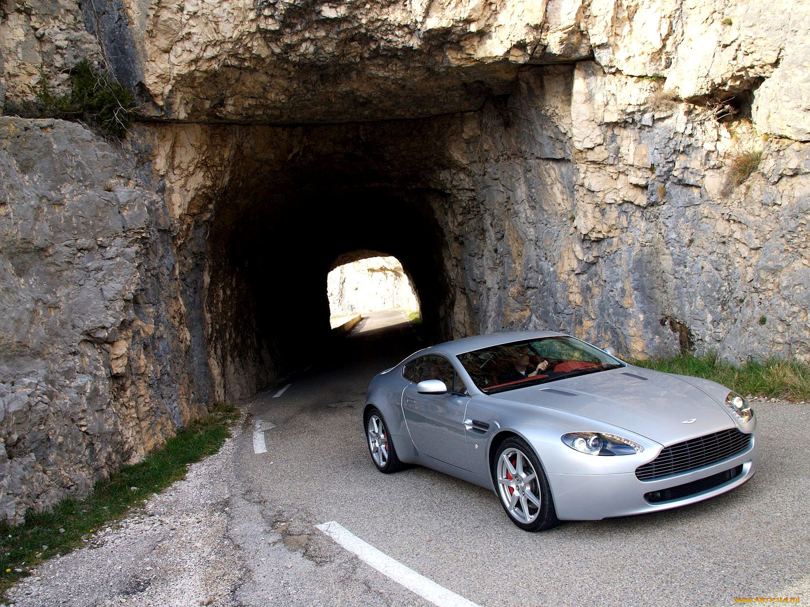 , aston, martin